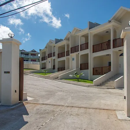 Nianna Coral Bay Stunning Townhouse Villa